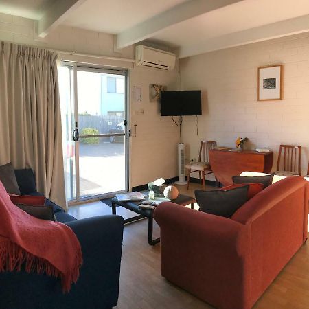 خليج بايتمانس Kon Tiki Apartments المظهر الخارجي الصورة