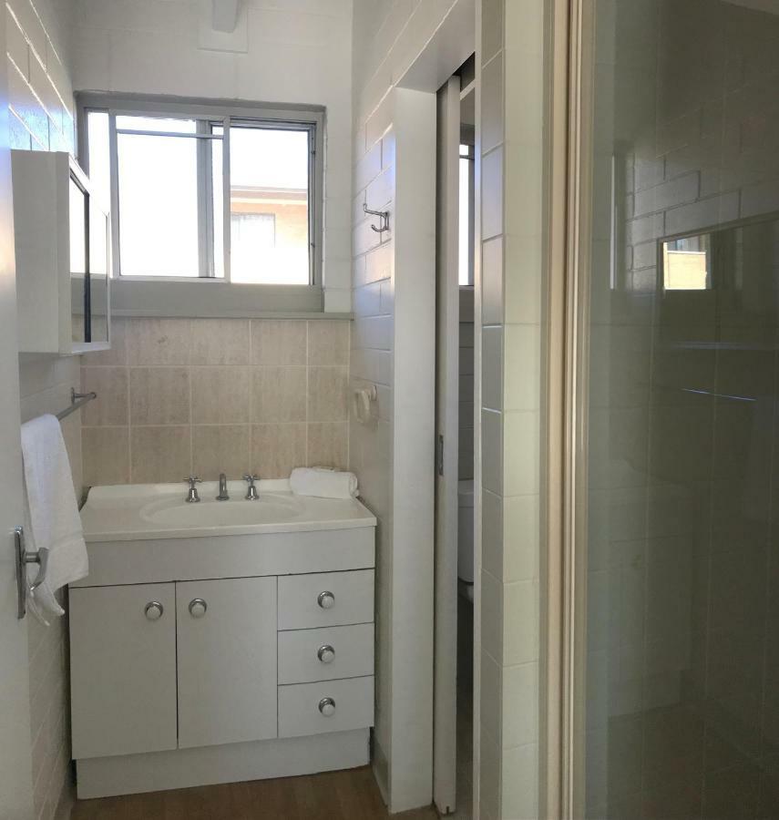 خليج بايتمانس Kon Tiki Apartments المظهر الخارجي الصورة