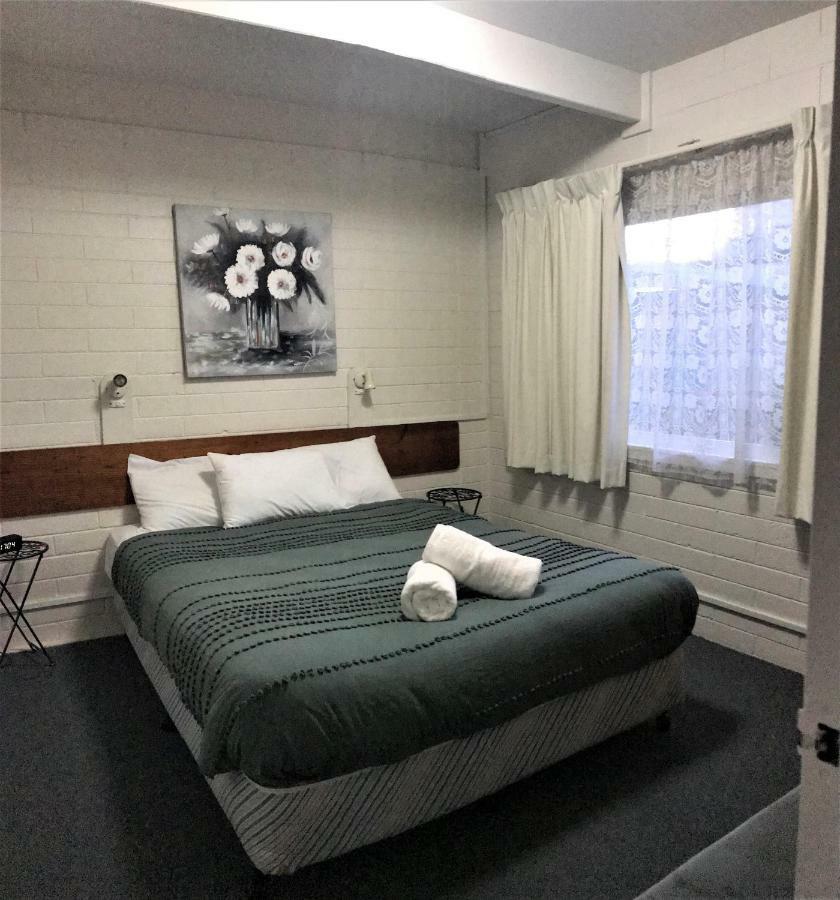 خليج بايتمانس Kon Tiki Apartments المظهر الخارجي الصورة